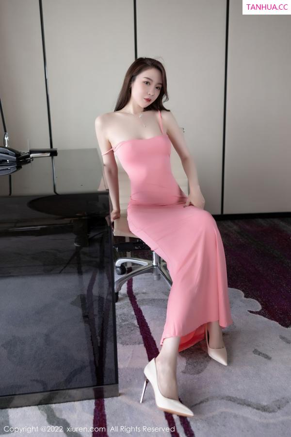 梦心玥  [XiuRen]高清写真图 2022.08.03 No.5379 梦心玥第40张图片